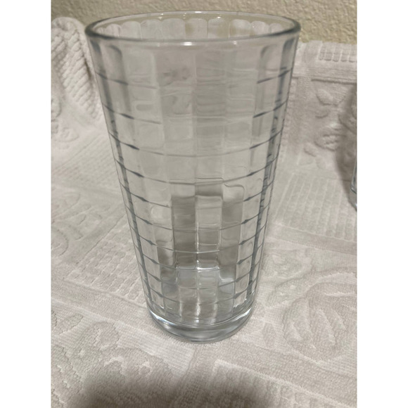 Set of 4 Water Glass Clear Squares Pattern Vintage 1990s. - Picture 4 of 4